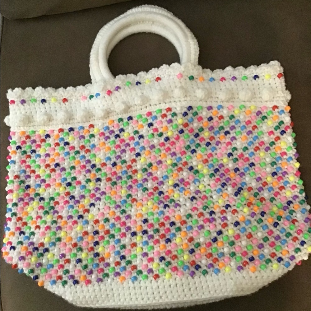 Vintage white hand crocheted bead tote handbag M-L size Reversible Color Unique